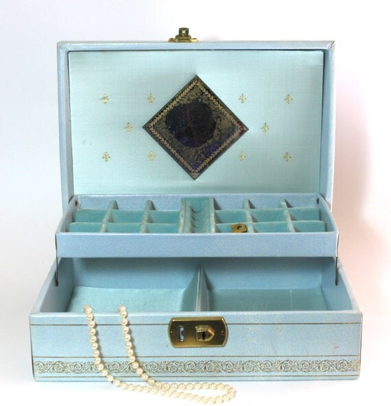Vintage Light Blue Faux Leather Jewelry Box with Presto Key