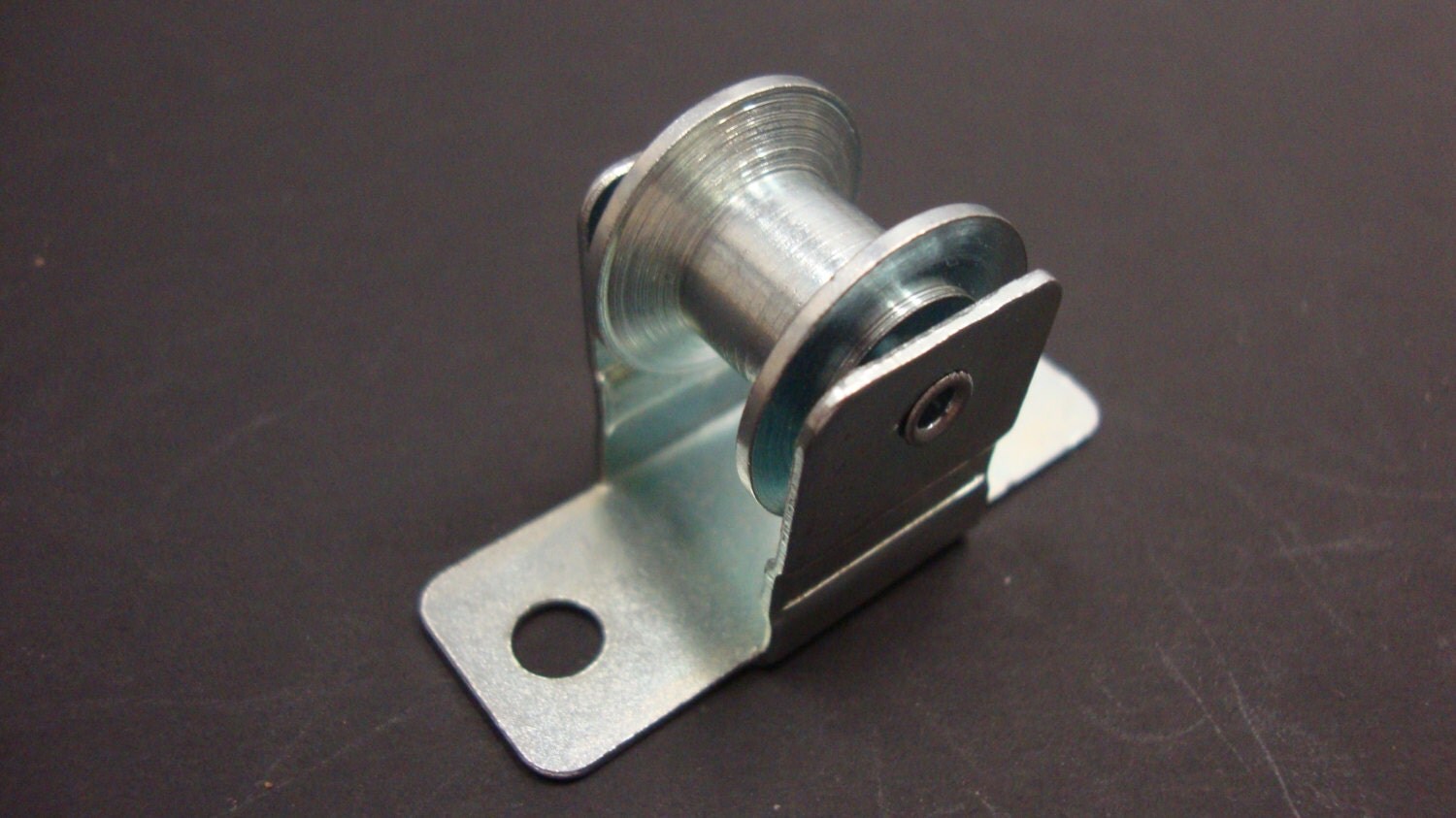 Metal ROMAN SHADE PULLEY / Cord Guide