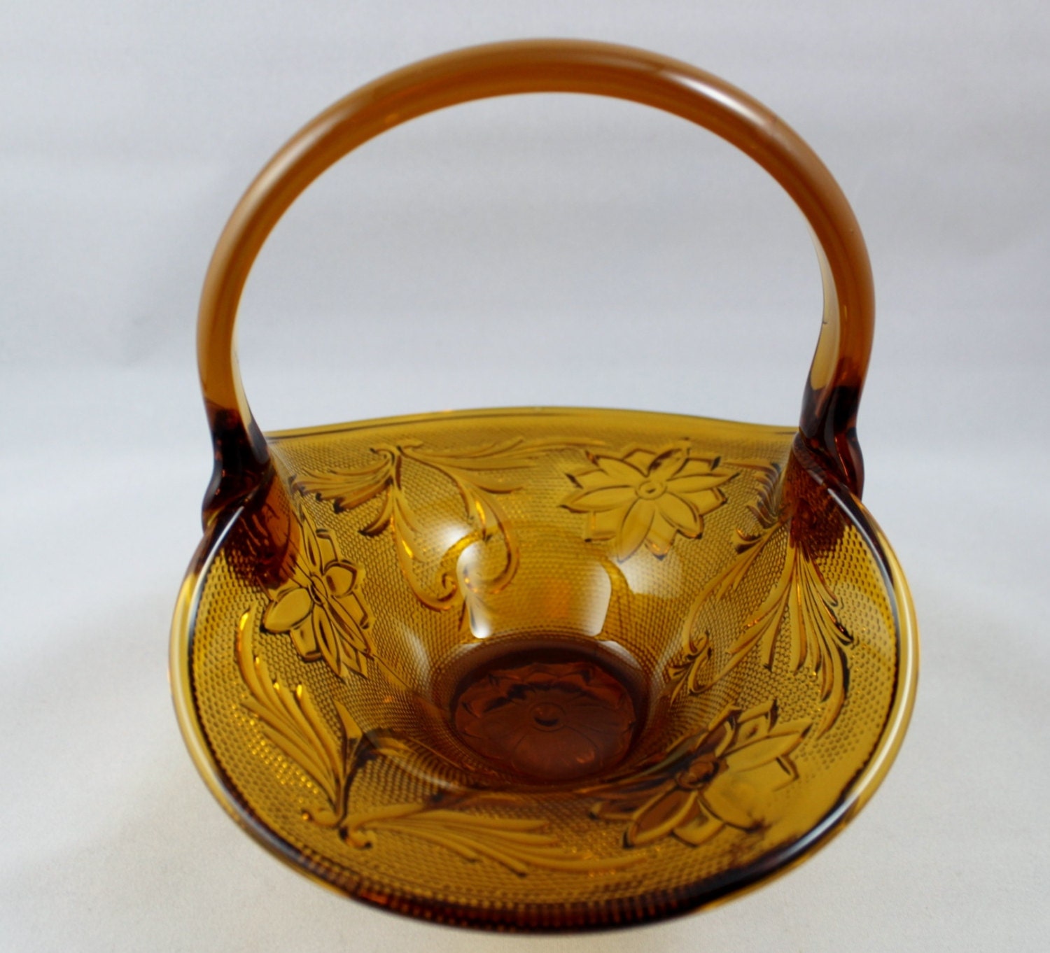 Tiara Glass Basket Indiana Glass Tiara Exclusives Art Glass