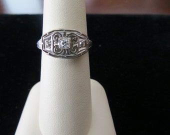 White Gold Art Deco Filigree Diamond Ring