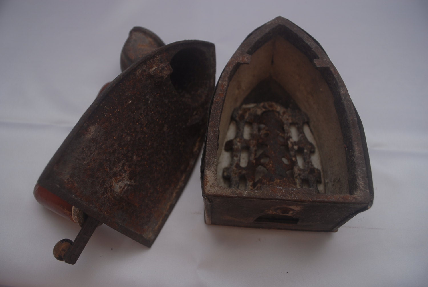 Japanese Vintage Antique Cast Iron Coal Clothes Press Iron w/