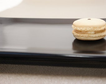 Banana Toffee Macarons - one dozen