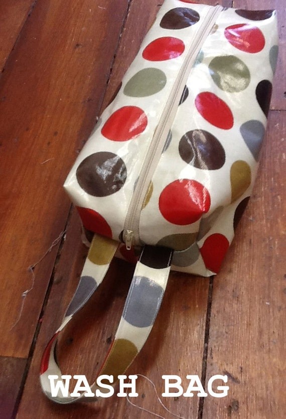 Items similar to Oilcloth Wash bag SEWING PATTERN on Etsy