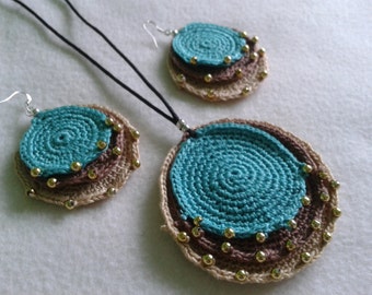 Handmade, crochet necklace, crochet pendant with earrings set, cotton jewelry.