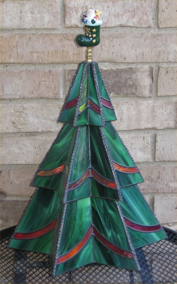 Stained Glass Three-Tier Christmas Tree Pattern