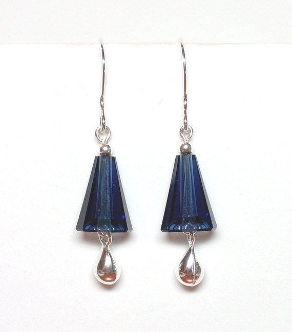 Dark blue artemis crystal earrings