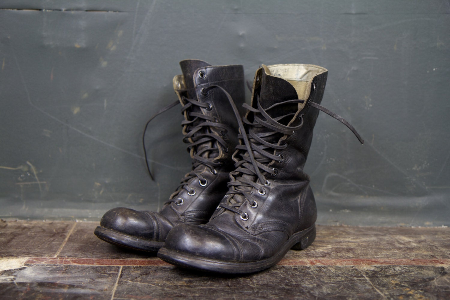 Korean War US Military Combat Boots / Size 9