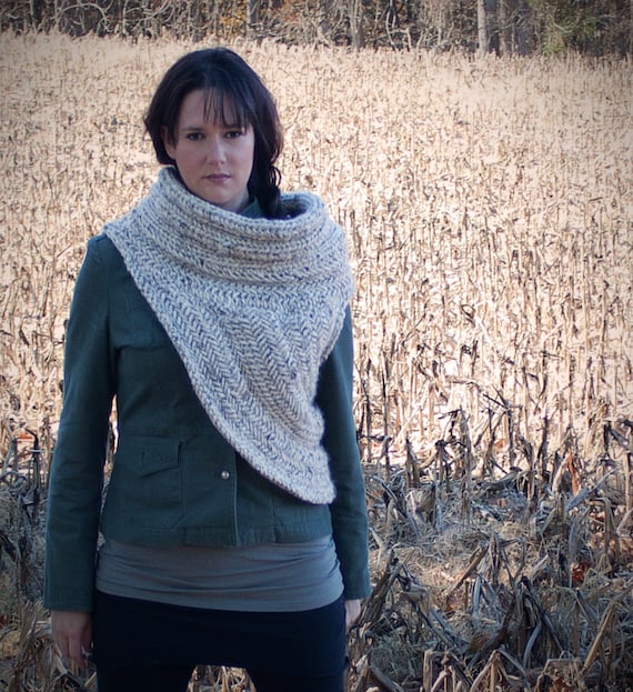 NEW - Katniss Cowl Vest - Inspired by Wardrobe from Catching Fire - Knitting Pattern