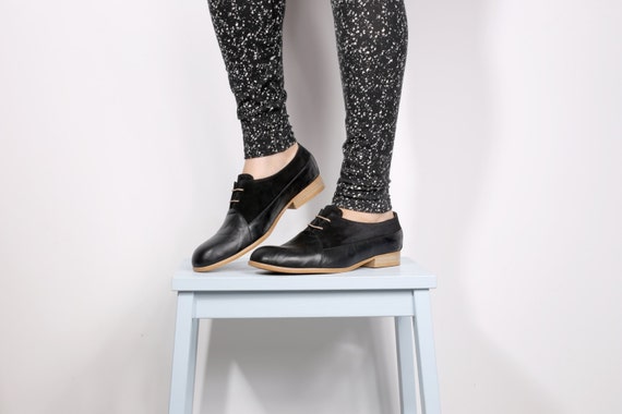 NEW Black Womens shoes , black shoes , leater  shoese , flats , free shipping , ADIKILAV