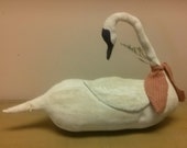 Primitive Southern White Swan Shelf Sitter Goose