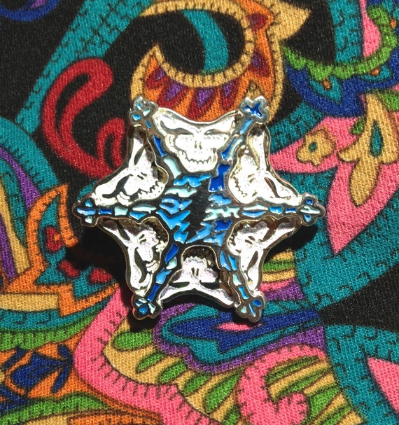 Grateful Dead Spinner Pin by DabbersCollective on Etsy