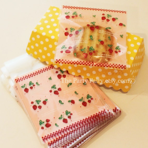 Party Favor Treat Bags, 10 Plastic Strawberry Red and Pink Party Favor Cookie Bags, Strawberry Shortcake Party, Baby Shower Favor, Lunch Box Il_570xn