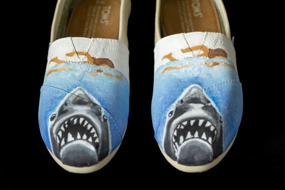 Jaws slippers - 28 images - sperry teams up with universal 