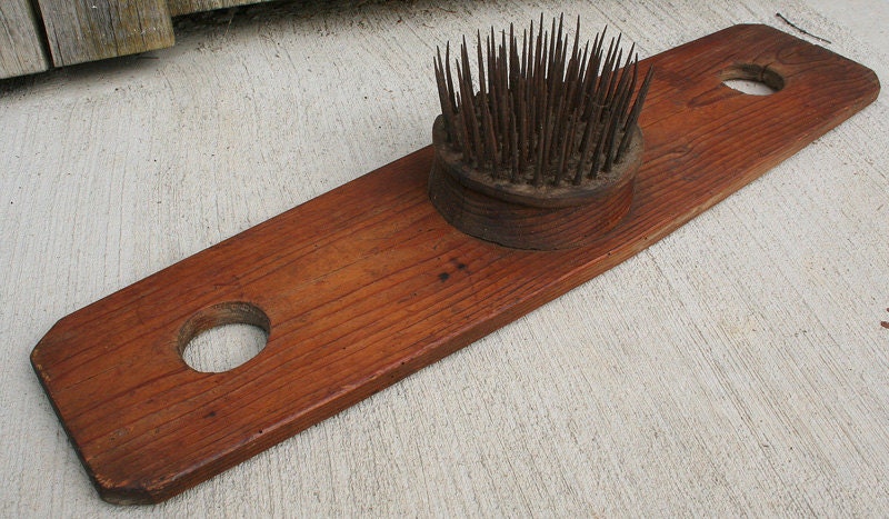 Primitive Hetchel Flax Comb