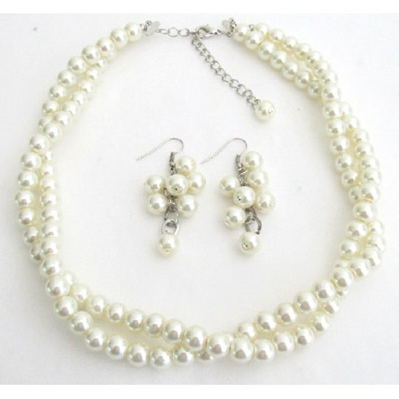 Twisted Pearl Bridal NecklaceIvory Pearl Bridesmaid Necklace