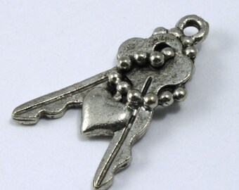 20mm Antique Pewter Keys with Chain and Heart Charm #KEY017