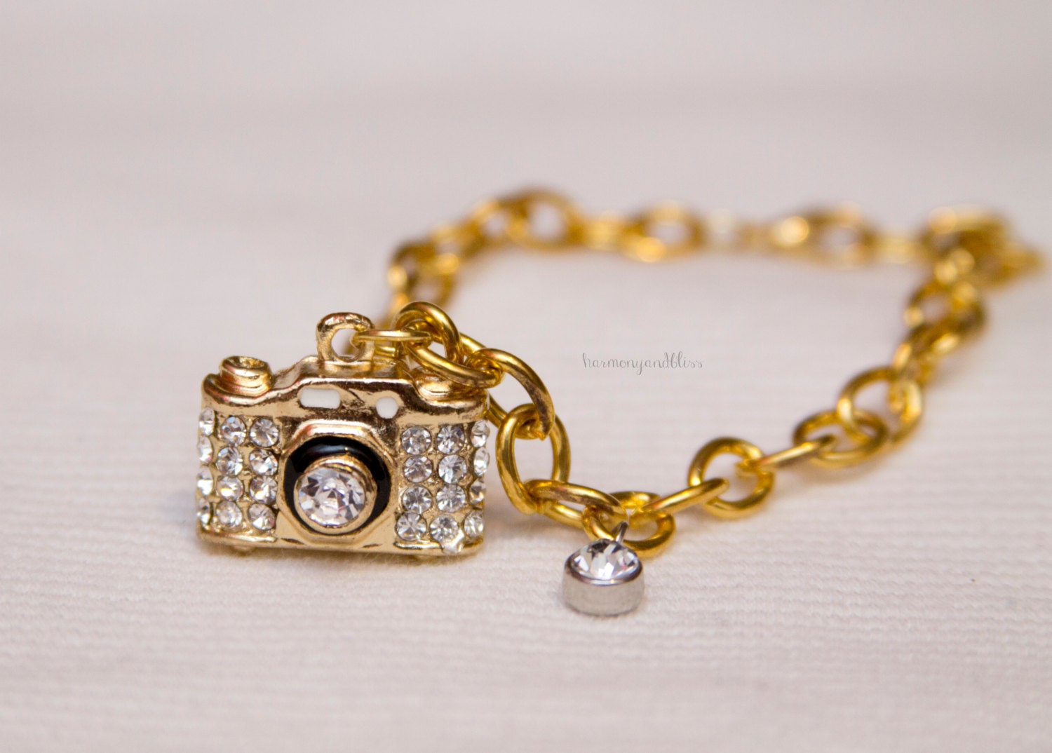 Camera charm bracelet photographer gift photography vintage