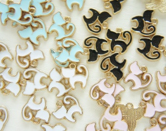 SALE b-grade 6 pcs Kitty Cat Gold Charm (12mm13mm) AZ070 (((LAST/ no restock)))