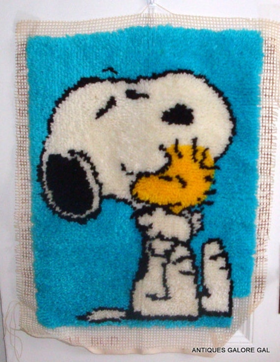 Snoopy Latch Hook Rug Peanuts Unfinished Kit Blue Dog