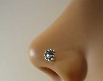 Silver Flower Nose or Tragus Stud - Flower Nose Stud/Flower Tragus Stud/Silver Nose Stud/Silver Tragus Stud/16 Gauge Stud/18 Gauge Stud