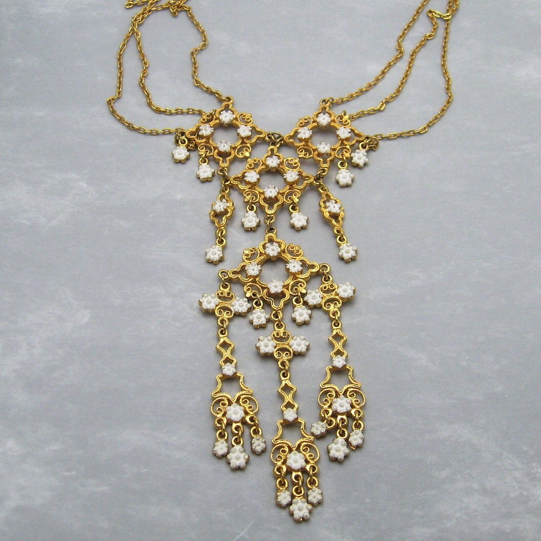 Vendome Necklace 1960s Vintage Jewelry Daisy Bib N6084