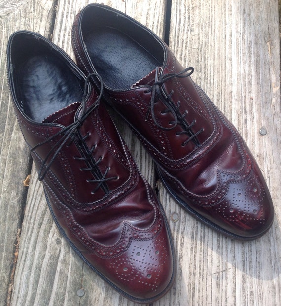 FLORSHEIM OXBLOOD WINGTIPS All Leather brogue Men's by MODMARGE