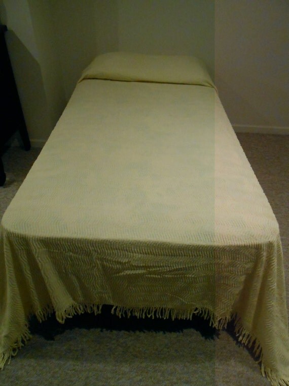 Vintage Yellow Chenille Bedspread by oragracevintage on Etsy