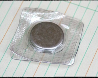 Sew-in magnetic snaps. Hidden magnetic clasp, closure in PVC plastic. 17mm. Qty 5 sets. For bags, fabric flowers, wallets. Invisible, Strong