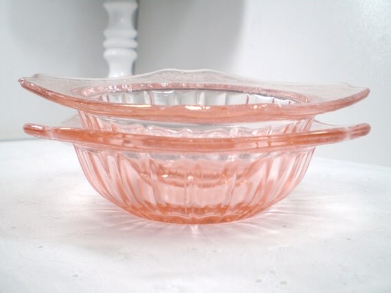 Pink glass bowls / Square unique rims / depression glass berry