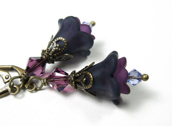 Purple, Flower Earrings, Lilac, Gifts for Gardeners, Violet, Dangle Earrings, Floral Jewelry, Gifts Under 25, For Her, Gifts for Mom