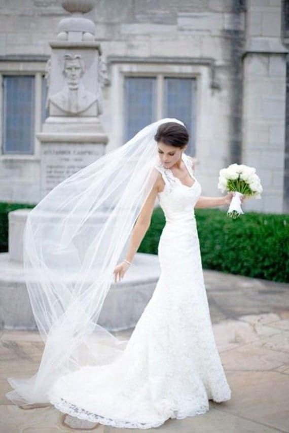 Plain 1 Tier Chapel Length Tulle Veil  With Raw Edge Chapel