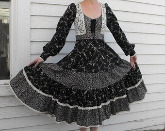 Vintage 70s Gunne Sax Dress Black Floral Print Boho Prairie XS AS IS