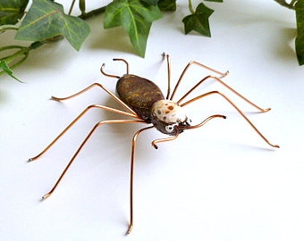Large Brown Spider Jeffery Perfect Gift for Bug Lovers Trendy Gift for Him or Her Beaded Spider A Gift of Nature Archnid Wire Art Bug