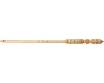 CH Size H (5.0mm) Brittany Crochet Hook