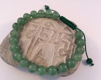 Tibetan Mala Green Jade Wrist mala bracelet with green string free cloth mala pouch