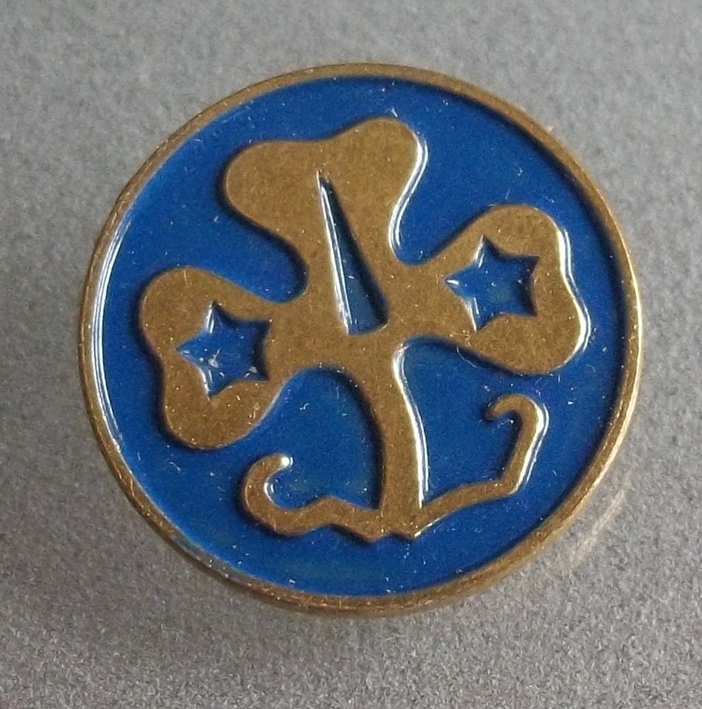 Vintage Trefoil Girl Scout Pin by VintageCoolETC on Etsy