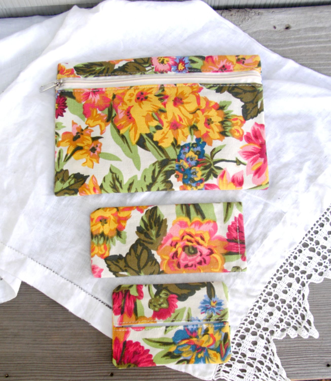 Vintage Cosmetic Bag Set