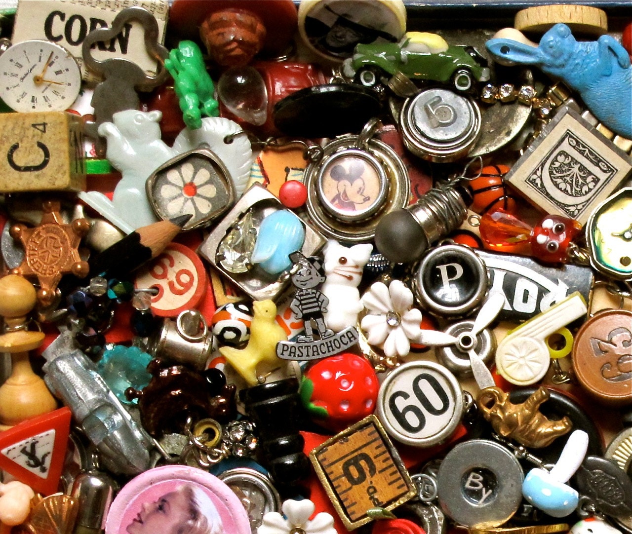Lot of 20 Vintage Found Objects Trinkets Charms Pendants