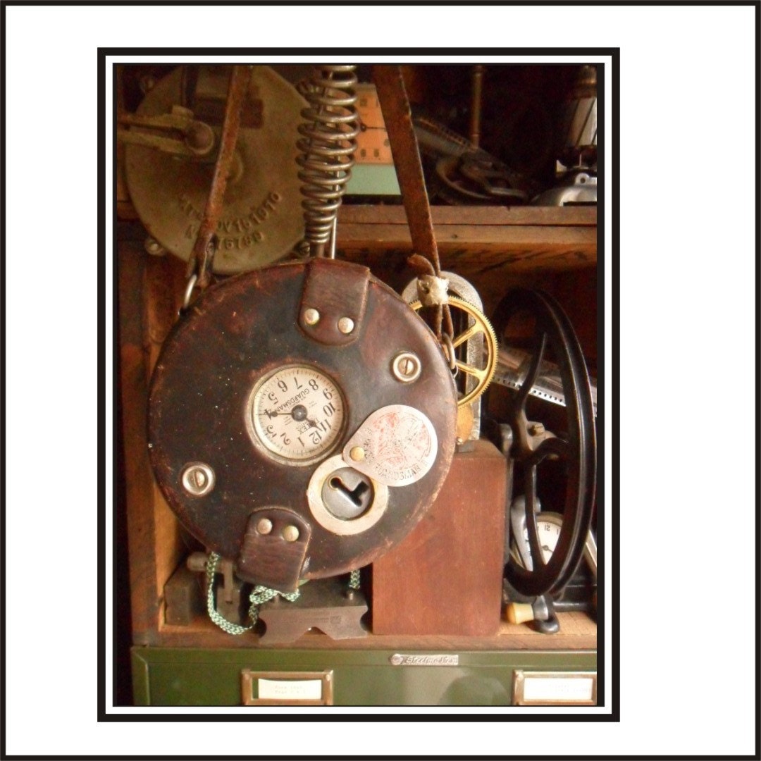 Detex Guardsmans Watchclock And Detex Watchmans Station
