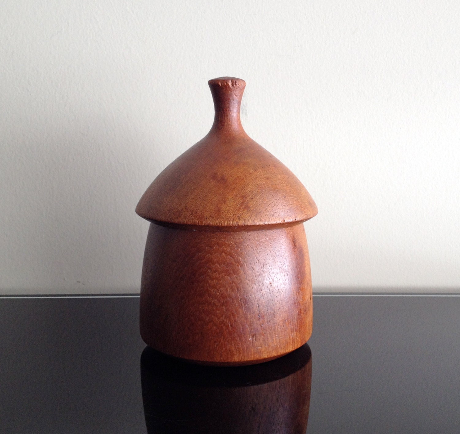 Dansk Designs Denmark IHQ Teak Acorn Jar 4 ducks