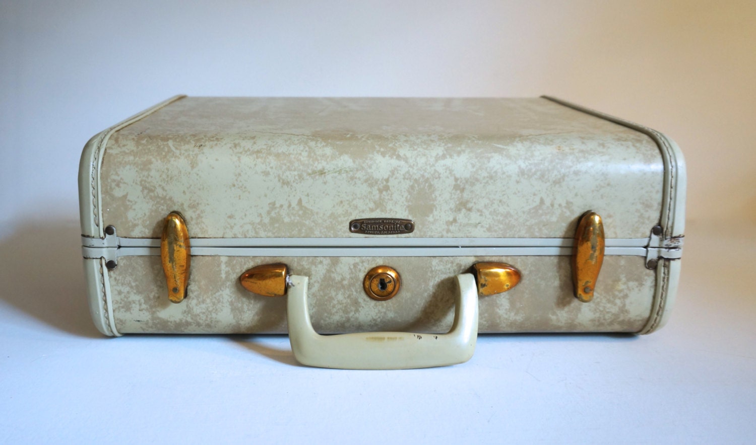 Vintage Samsonite Beige Marbled Suitcase with Brass Hardware