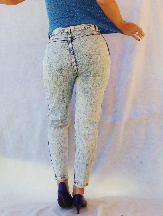 High Waisted 80s Acid Wash Jeans. Jordache Womens Tapered Leg