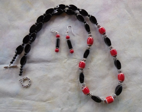 27 Inch Black Onyx Necklace with Red and Black Trade Beads