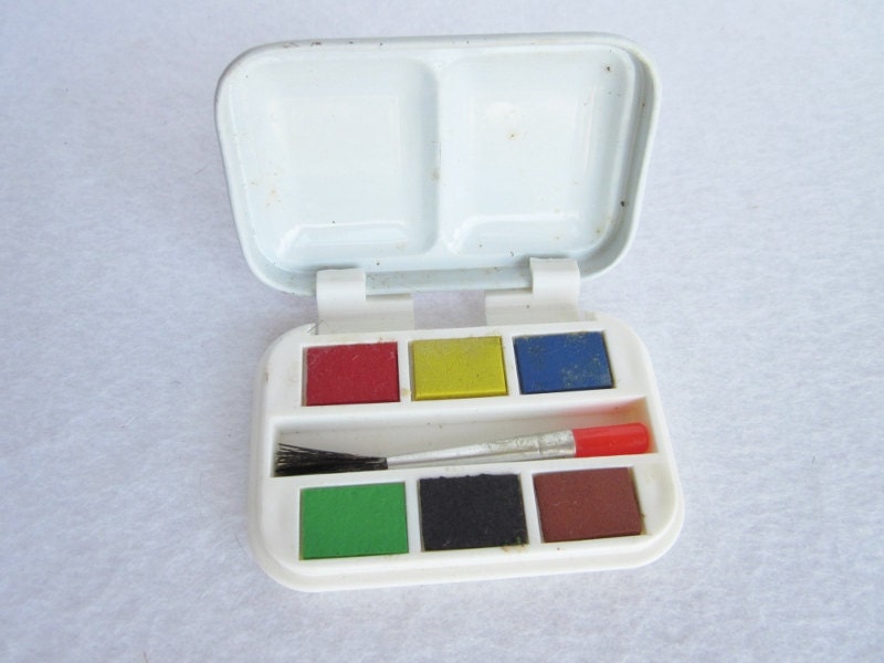 Vintage Mini Watercolor Paint Set