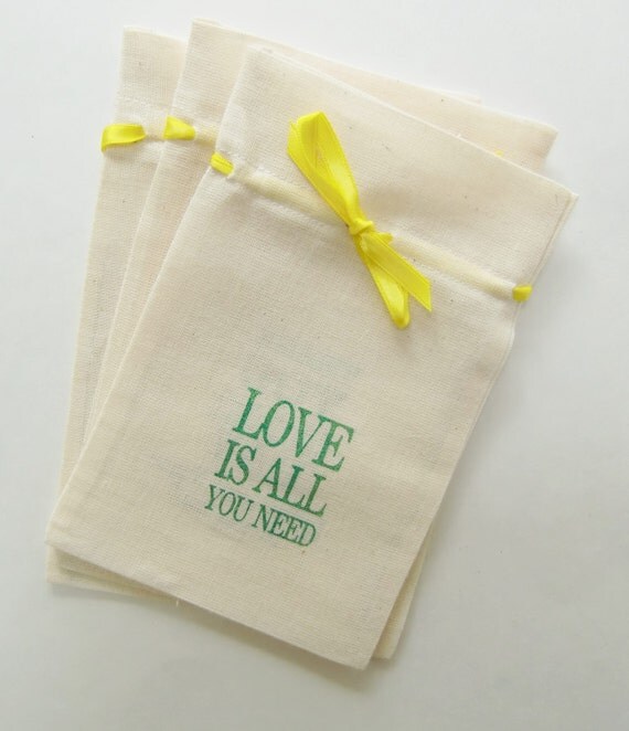 CLASSY Bridal Shower Favor BagsNatural Cotton by IzzyandLoll