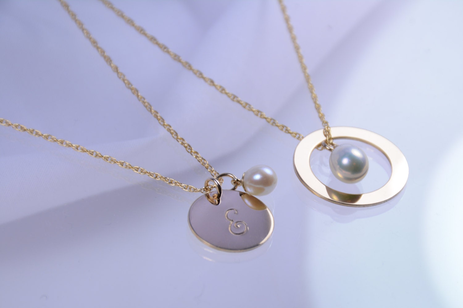 Mother daughter gold necklace set Gold circle with freshwater