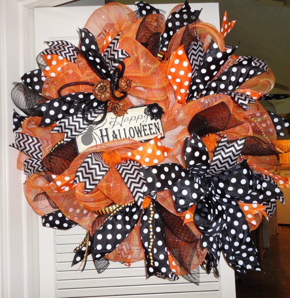 Orange And Black Deco Mesh Halloween Wreath 6783