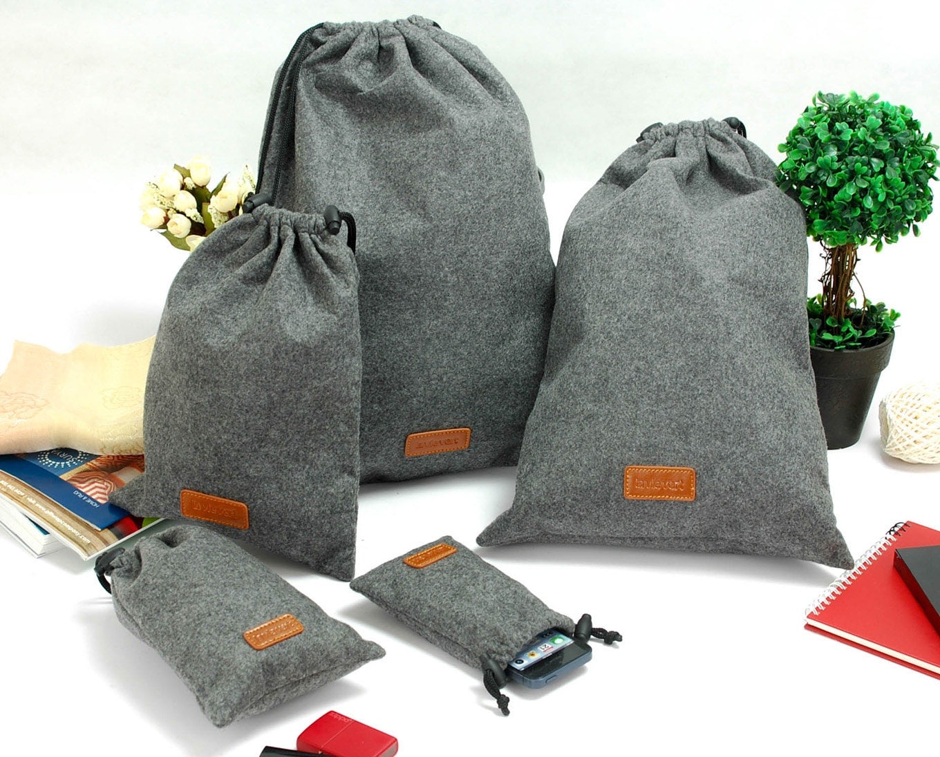 Set of 5 Storage Bags Felt Drawstring Bags Traveling Packing
