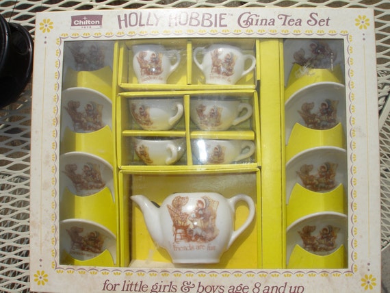 holly hobbie china tea set