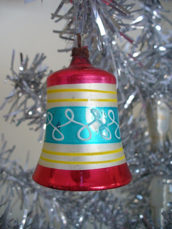 Vintage Hand Painted Bell Christmas Decoration/Ornament
